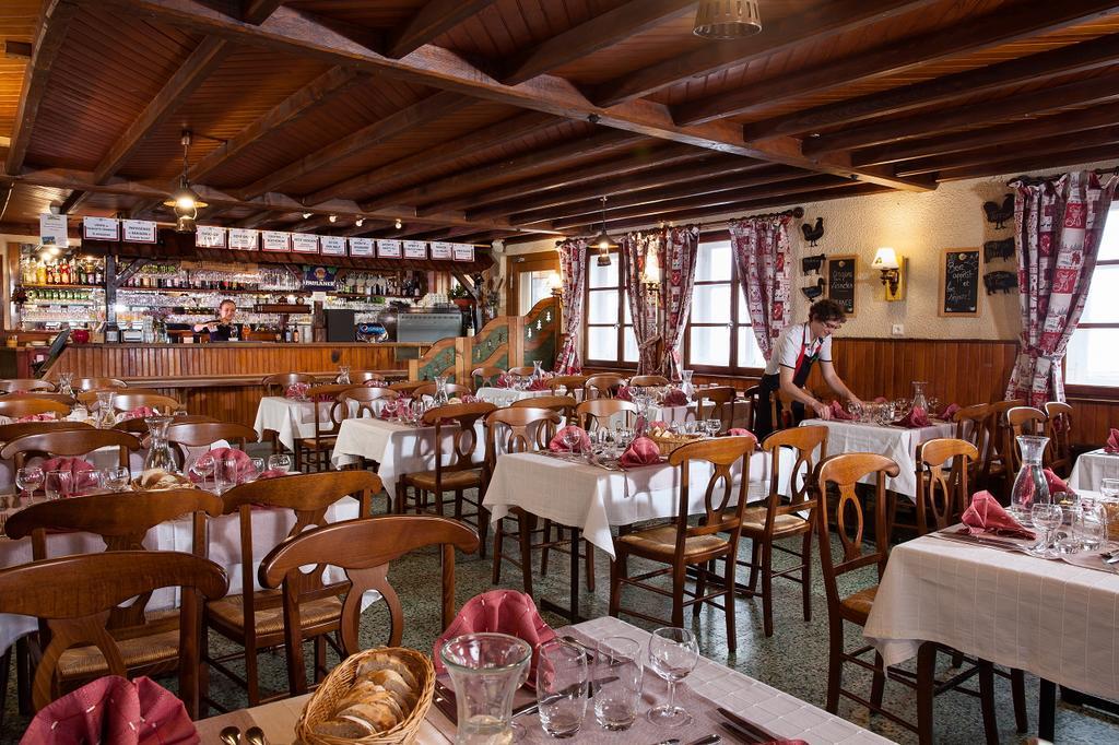 Logis Le Rouge Gazon Hotel Saint-Maurice-sur-Moselle Exterior photo