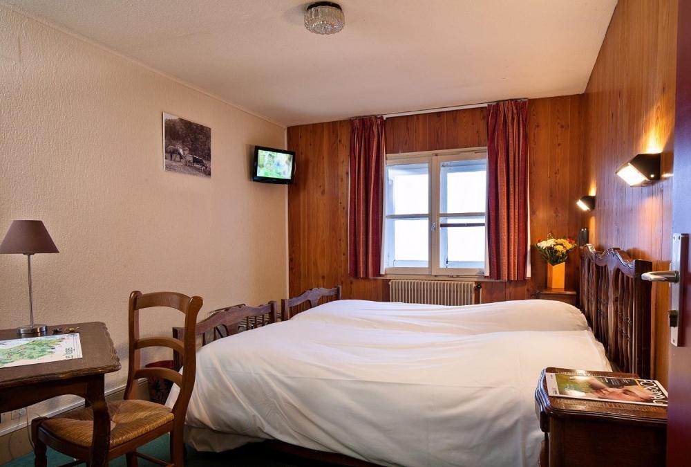 Logis Le Rouge Gazon Hotel Saint-Maurice-sur-Moselle Exterior photo